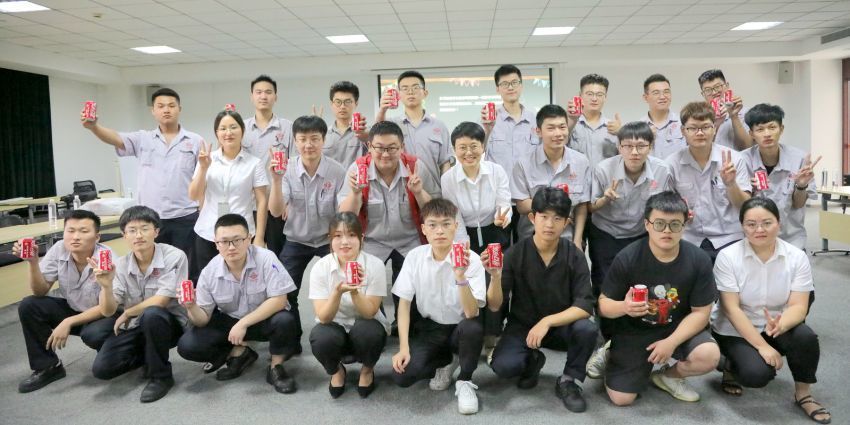 2020屆頂崗實習(xí)生座談會在國茂股份精彩進行 2020屆頂崗實習(xí)生座談會在國茂股份精彩進行